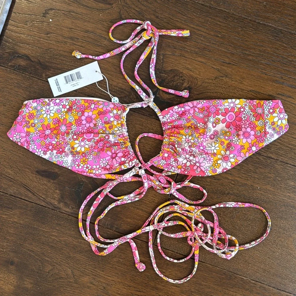 Frankie’s Bikinis - NWT - Malibu Floral Halter String Bikini Top - Size: Large